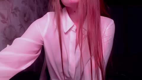 Luna online show from January 4, 2025, 12:48 am