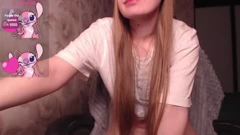 Luna online show from February 25, 2025, 1:50 pm