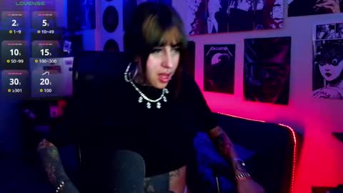Snapshot of luna_lunatic_black chatting on May 8, 2026, 10:37 pm Luna online show from May 8, 2026, 10:37 pm