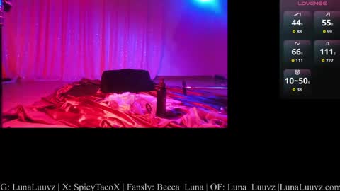 Snapshot of luna_luuvz chatting on May 17, 2026, 6:44 am Luna Luuvz online show from May 17, 2026, 6:44 am
