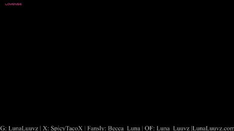Snapshot of luna_luuvz chatting on May 29, 2026, 8:18 pm Luna Luuvz online show from May 29, 2026, 8:18 pm