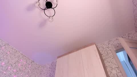 Lina  online show from March 7, 2025, 7:08 am