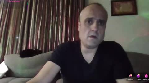 Snapshot of luna_perversa11 chatting on October 28, 2025, 9:28 pm Luna online show from October 28, 2025, 9:28 pm