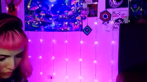 MISS LUNA  online show from February 27, 2025, 2:32 am