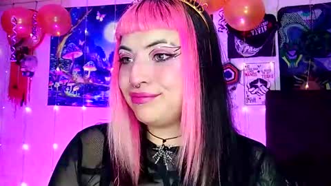 MISS LUNA  online show from March 12, 2025, 2:52 am