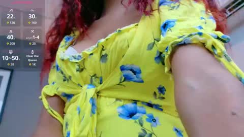 LUNA  online show from October 3, 2025, 1:30 pm