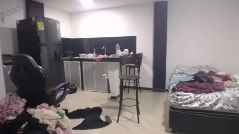 Snapshot of luna_rosita chatting on March 6, 2025, 3:45 pm Luna online show from March 6, 2025, 3:45 pm