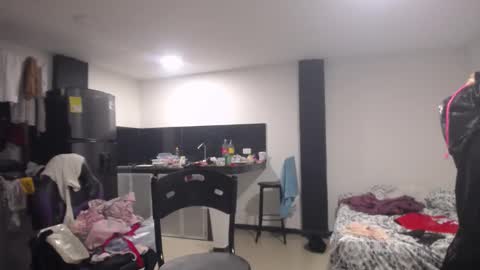 Snapshot of luna_rosita chatting on March 10, 2025, 6:34 pm Luna online show from March 10, 2025, 6:34 pm