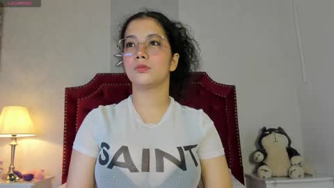 L U N A   Try my private  online show from November 9, 2025, 12:03 pm