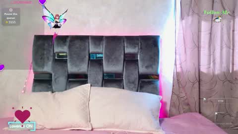 Snapshot of luna_sophya chatting on October 19, 2025, 7:36 pm luna_sophya online show from October 19, 2025, 7:36 pm