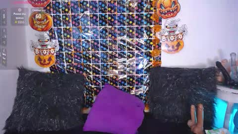 luna_vitihot online show from October 24, 2025, 12:23 pm