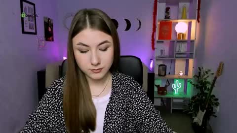 Luna online show from April 3, 2026, 12:47 pm