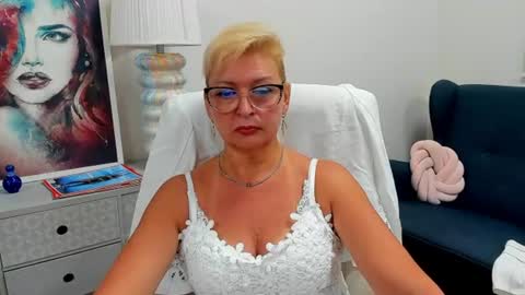 Snapshot of luna_xfantasy chatting on July 9, 2026, 7:01 am L u n a online show from July 9, 2026, 7:01 am