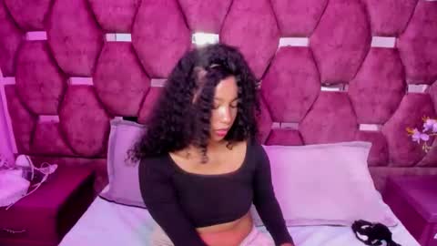 Snapshot of lunaa_brunettee chatting on March 13, 2026, 3:13 am lunna online show from March 13, 2026, 3:13 am