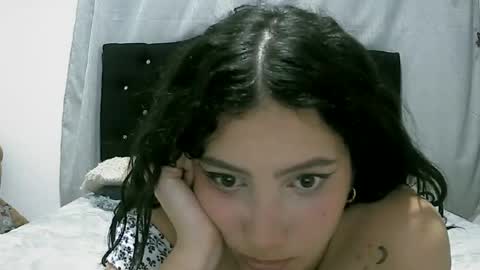 lunaa_sub online show from February 21, 2025, 4:07 am