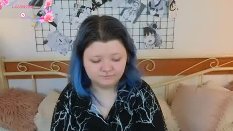 Snapshot of lunaar_ chatting on April 28, 2026, 5:45 am Luna online show from April 28, 2026, 5:45 am
