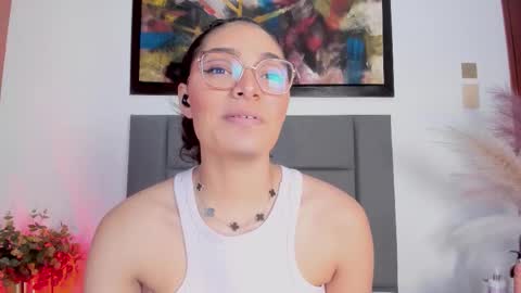 Luna Aspen online show from March 19, 2026, 6:12 pm