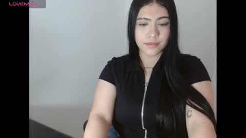 lunabella0 online show from February 26, 2025, 7:38 pm