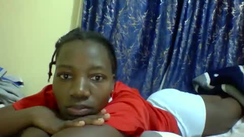 lunah_kitty online show from May 27, 2026, 4:09 am