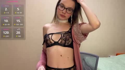 Ksenya online show from October 20, 2025, 9:04 pm