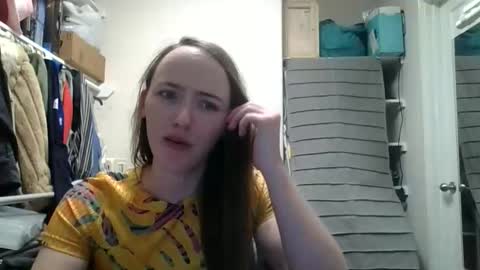 Snapshot of lunapixie2020 chatting on May 3, 2026, 10:38 pm lunapixie2020 online show from May 3, 2026, 10:38 pm