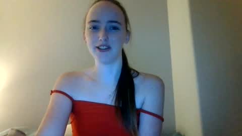 Snapshot of lunapixie2020 chatting on July 2, 2026, 3:23 am lunapixie2020 online show from July 2, 2026, 3:23 am