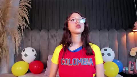 Snapshot of lunar_lustx chatting on June 27, 2026, 7:08 pm lunar_lustx online show from June 27, 2026, 7:08 pm