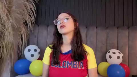 Snapshot of lunar_lustx chatting on July 7, 2026, 8:02 pm lunar_lustx online show from July 7, 2026, 8:02 pm