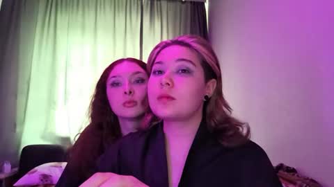 lunarcouple_ online show from July 11, 2026, 10:18 am