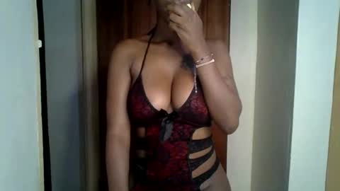 Snapshot of lunargoddess45 chatting on February 8, 2026, 1:42 am lunargoddess45 online show from February 8, 2026, 1:42 am