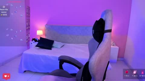 Luna online show from January 30, 2025, 3:11 am