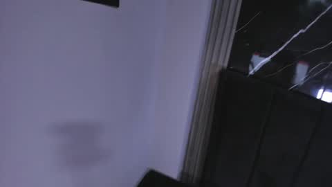 LunaSmithyl online show from April 12, 2026, 3:50 pm