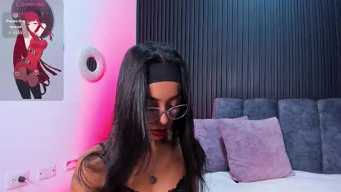 Snapshot of lunavelour_ chatting on February 22, 2026, 3:18 am Luna online show from February 22, 2026, 3:18 am