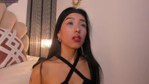 Luna   online show from April 16, 2026, 10:05 am