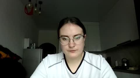 Snapshot of lunavelvet3 chatting on December 3, 2025, 11:52 am lunavelvet3 online show from December 3, 2025, 11:52 am