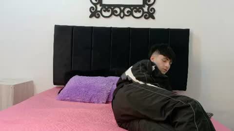 lunaydream online show from July 23, 2026, 11:30 am