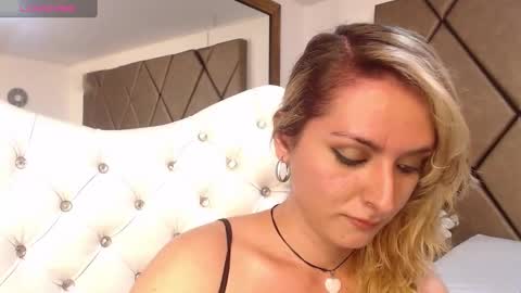 Snapshot of lunitadiva chatting on January 27, 2025, 12:37 pm lunitadiva online show from January 27, 2025, 12:37 pm