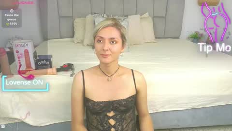 Snapshot of lunitadiva chatting on October 27, 2025, 1:59 pm lunitadiva online show from October 27, 2025, 1:59 pm