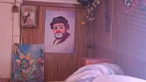lunna_naughty online show from July 22, 2026, 5:10 am