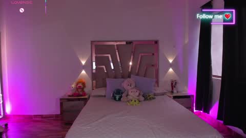 LUNA ROSE online show from May 20, 2026, 5:41 pm