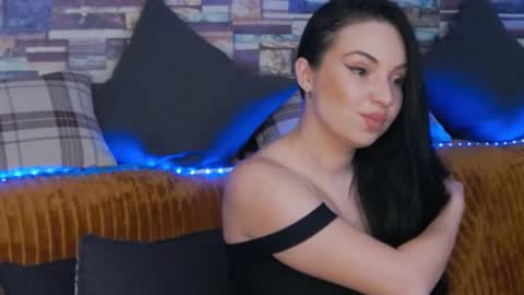 Snapshot of lunnagray chatting on November 19, 2025, 7:08 am LunnaGray online show from November 19, 2025, 7:08 am