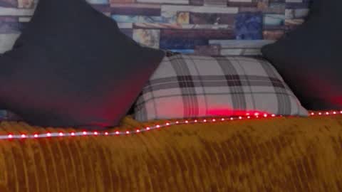 Snapshot of lunnagray chatting on November 27, 2025, 6:59 am LunnaGray online show from November 27, 2025, 6:59 am