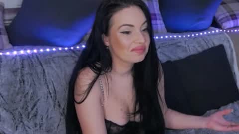 Snapshot of lunnagray chatting on January 7, 2026, 5:32 am LunnaGray online show from January 7, 2026, 5:32 am