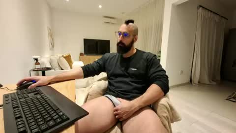 Snapshot of lupal2 chatting on July 10, 2026, 1:43 am Lupal2 online show from July 10, 2026, 1:43 am
