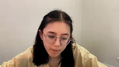Snapshot of lupefaulker chatting on May 8, 2026, 3:06 pm Roxie online show from May 8, 2026, 3:06 pm