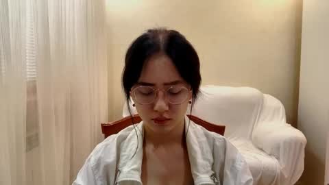 Snapshot of lupefaulker chatting on May 11, 2026, 2:45 pm Roxie online show from May 11, 2026, 2:45 pm