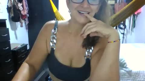 Lupita online show from March 21, 2026, 2:53 pm