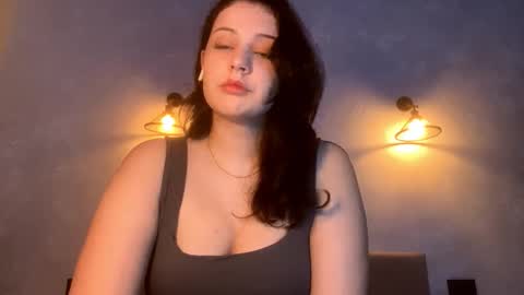 Snapshot of lurasiemers chatting on February 8, 2026, 8:18 am Lora online show from February 8, 2026, 8:18 am