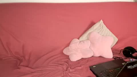 Snapshot of luros_modasy chatting on February 5, 2025, 8:35 pm Luros Modasy online show from February 5, 2025, 8:35 pm