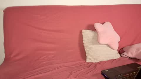 Snapshot of luros_modasy chatting on February 22, 2025, 1:33 am Luros Modasy online show from February 22, 2025, 1:33 am